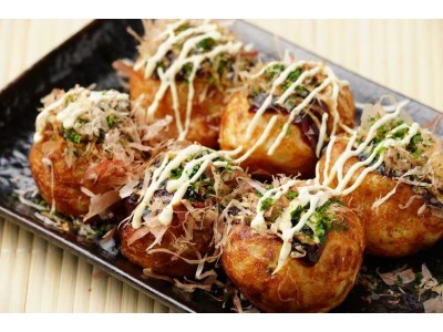 TAKOYAKI (fried octopus ball)